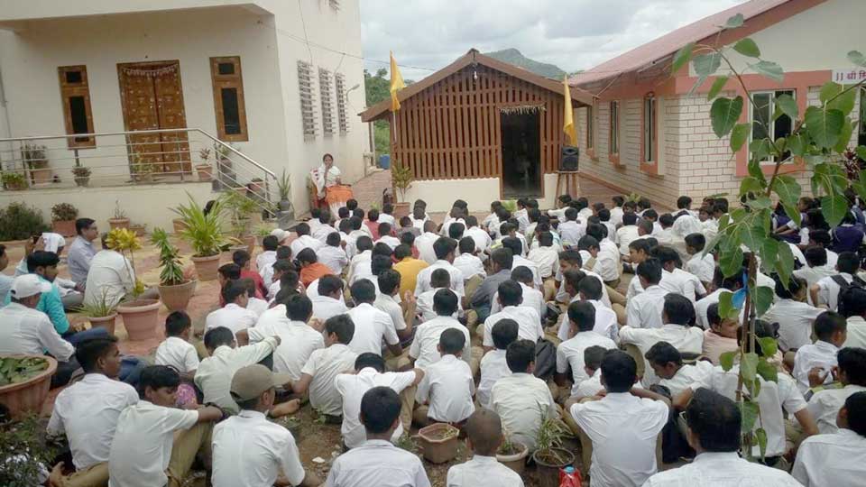 Social-activities_04